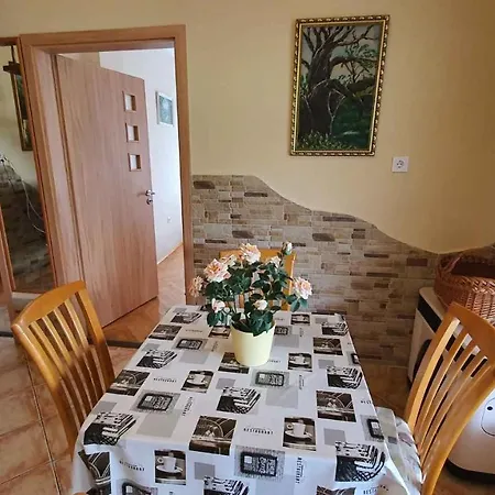 In Siofok/balaton 37218